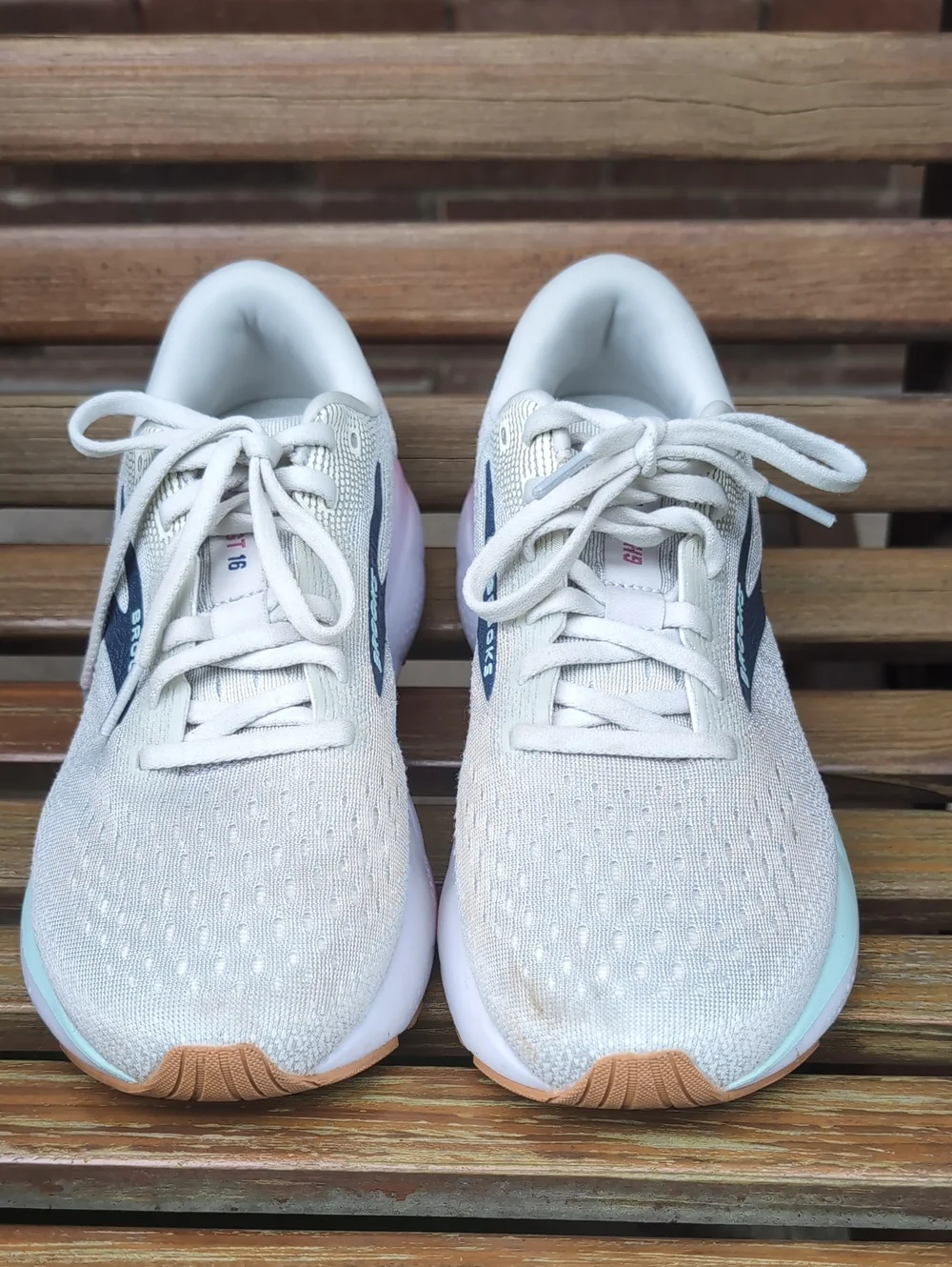 Brooks Ghost  Running Shoes with Navy and Pastel Accents SIze 7.5 Wide